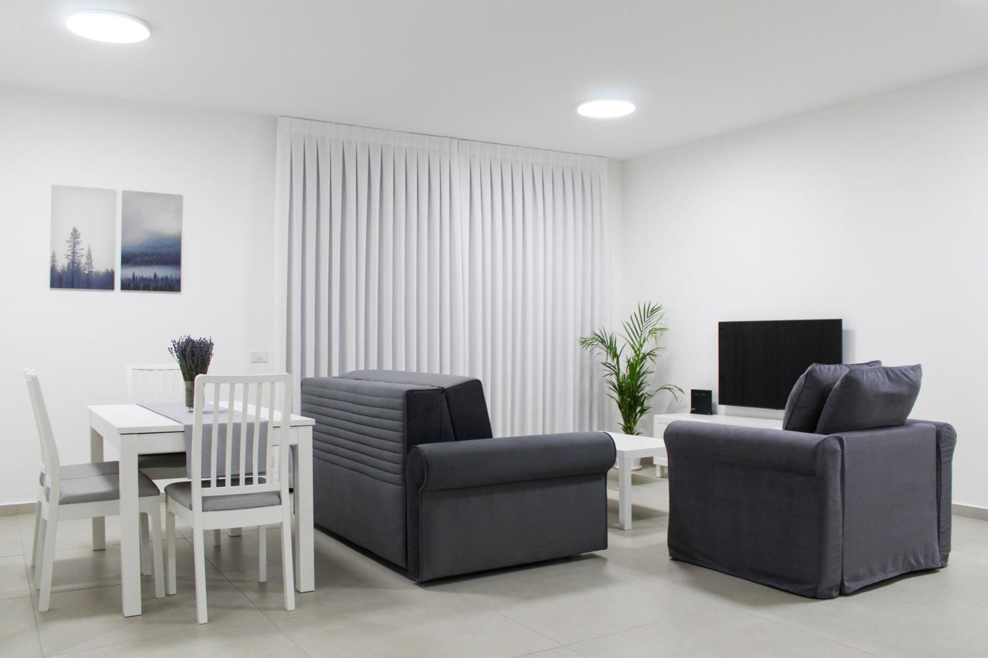 Luxury Penthouse #46 By Hashdera דירה